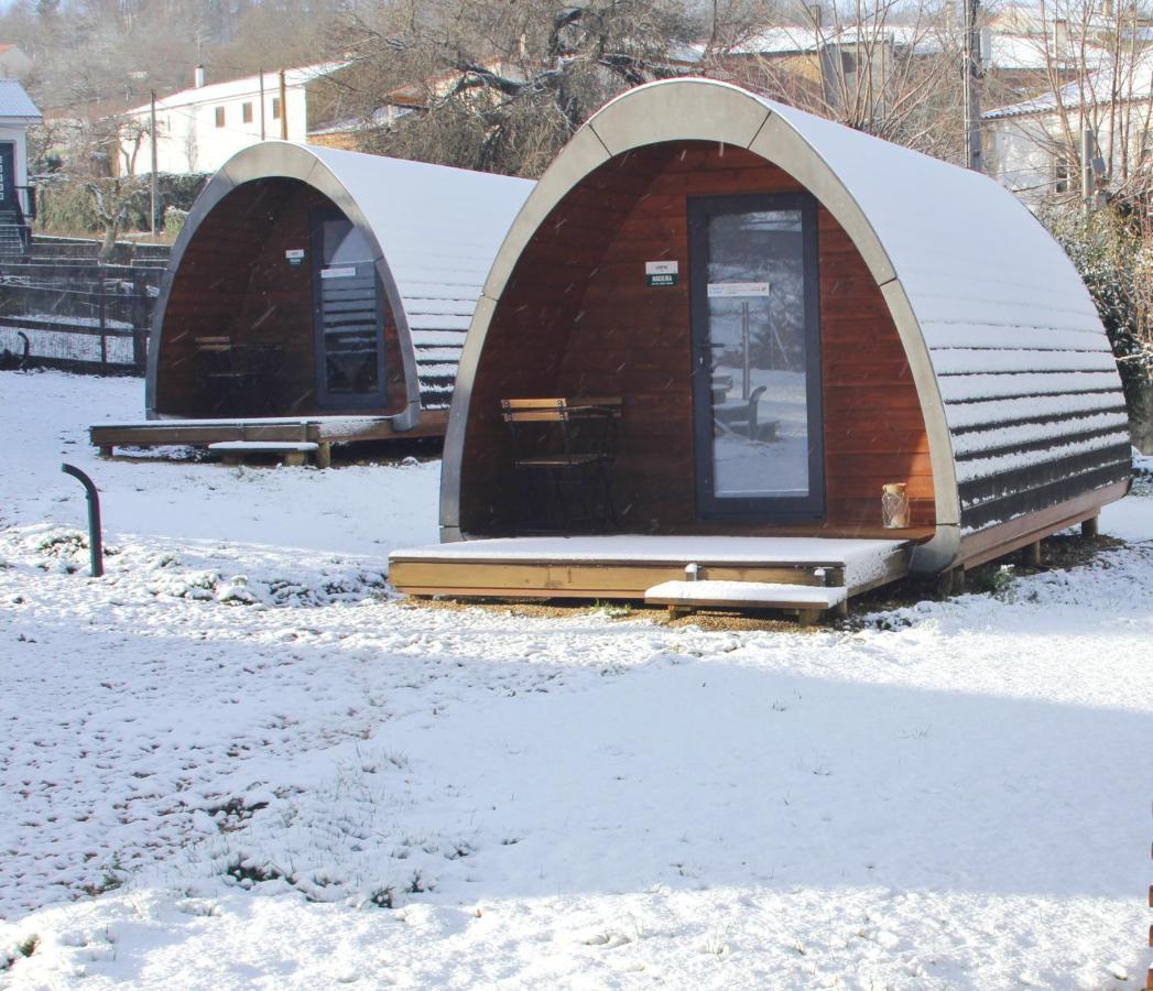 מלון Santa Comba de Rossas Glamping Hills מראה חיצוני תמונה