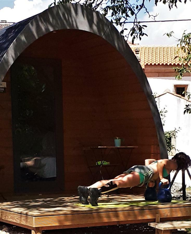 מלון Santa Comba de Rossas Glamping Hills מראה חיצוני תמונה